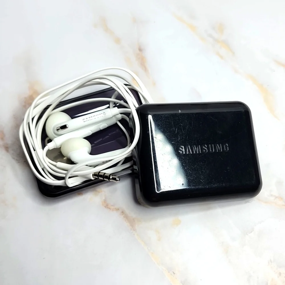 Samsung headphones